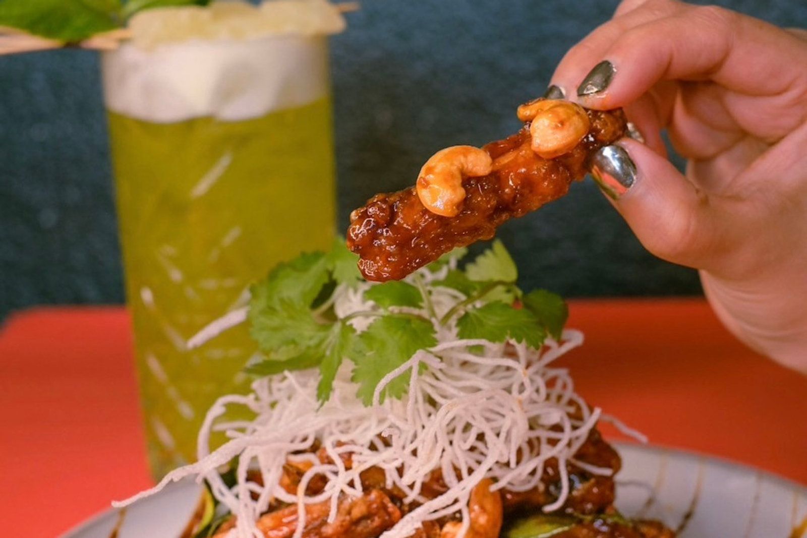 Cocktail and Thai bite